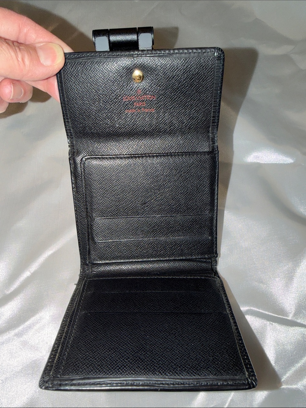 Louis Vuitton Auth Vintage Black Epi Elise Compact Snap Wallet w COA - Picture 3 of 17